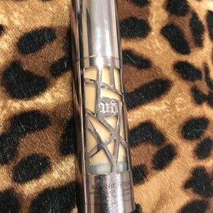 (4.0) Urban Decay All-Nighter Foundation